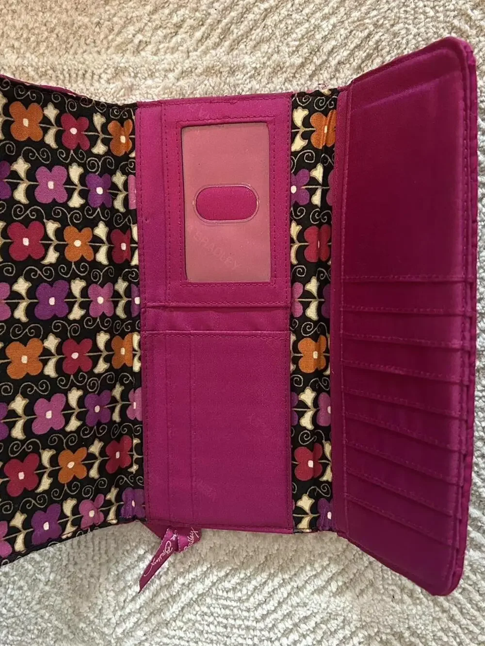 Vera Bradley Women's Pink Quilted Wallet Floral Interior